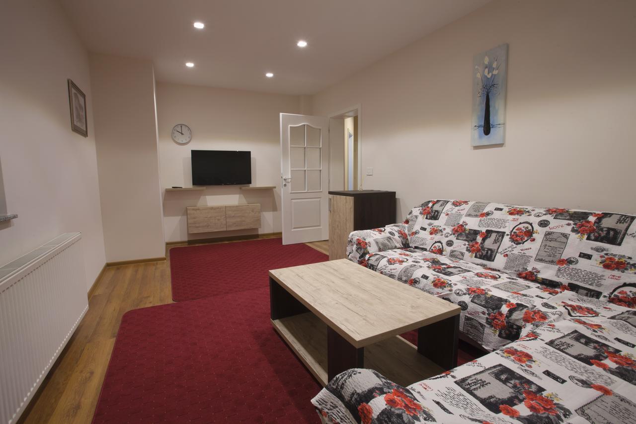 Apartmani Brocat Novi Pazar Exterior foto